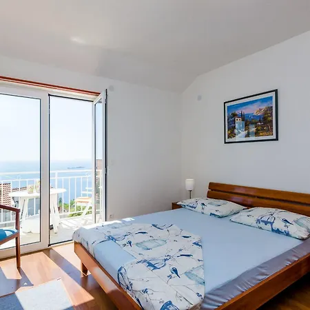 Seaview In Dalmatia With Garden