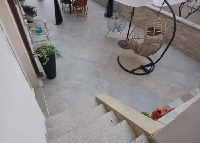 Seaview In Dalmatia With Garden