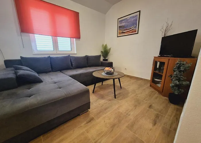 Appartamento Seaview In Dalmatia With Garden *