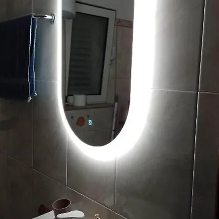 Seaview In Dalmatia With Garden 아파트 챠브타트