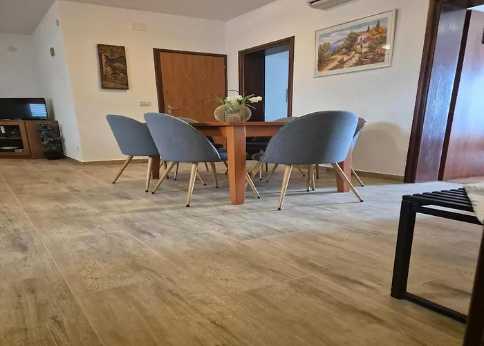 Appartamento Seaview In Dalmatia With Garden *