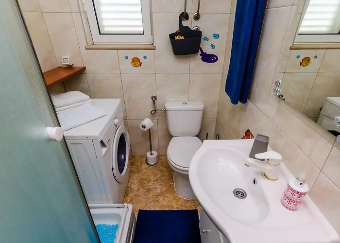 Seaview In Dalmatia With Garden Cavtat